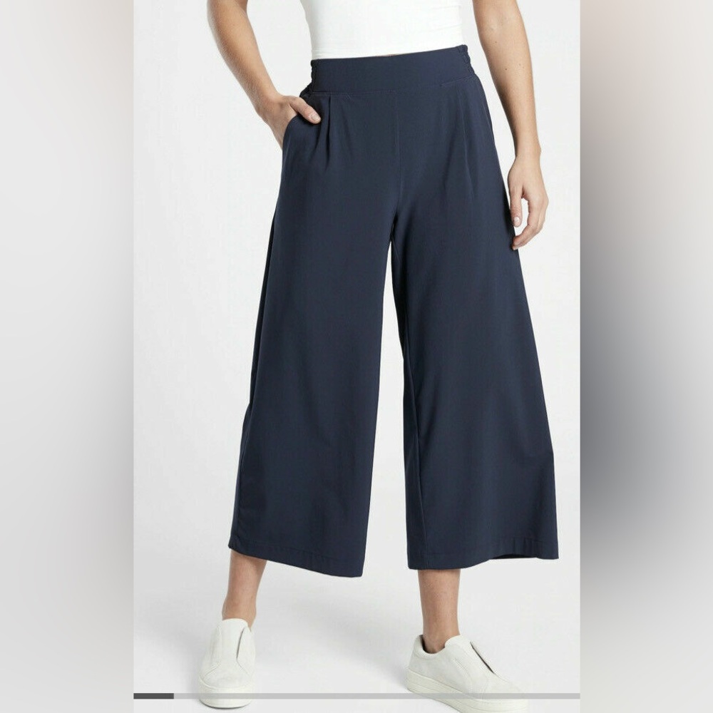 Athleta Brooklyn Navy Wide Leg Cropped Pants Sz 2